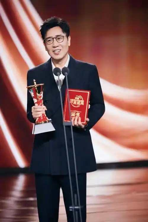  于和伟 演戏生涯 _娱乐圈演技现场_于和伟 早年经历 